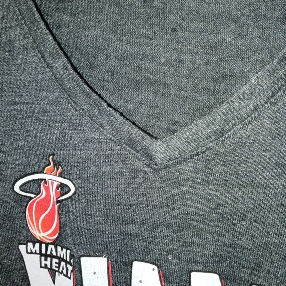 Adidas NBA 4 Her Miami Heat Official Licensed T Shirt. - Picture 5 of 6